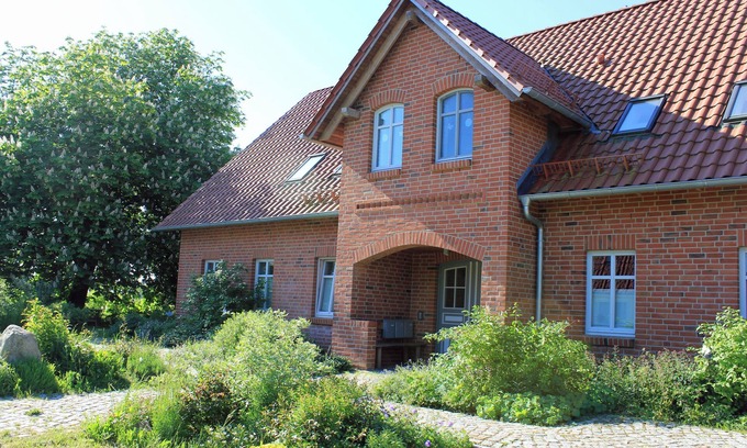 Satow Apartment | Vacation apartment Heckenrose Country vacation on the Mecklenburg Baltic Sea coast