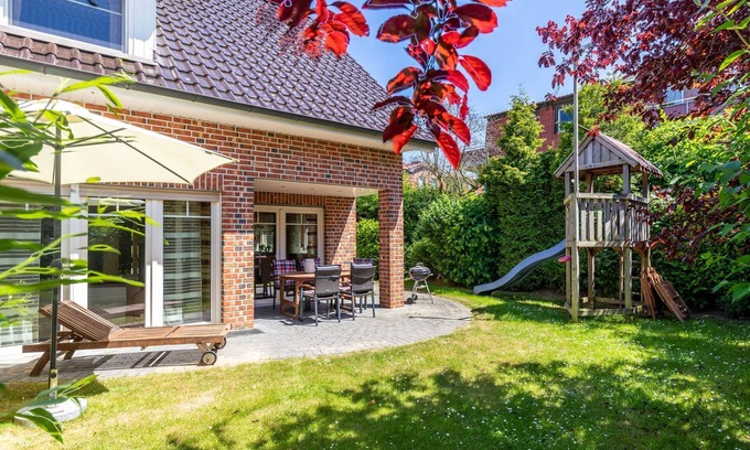 Ostseebad Boltenhagen House | Vacation home Strandgut - House Strandgut
