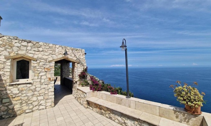 Gagliano del Capo House | Vacation Home "Oliventu" with Sea View, 5 Private Terraces & Wi-Fi