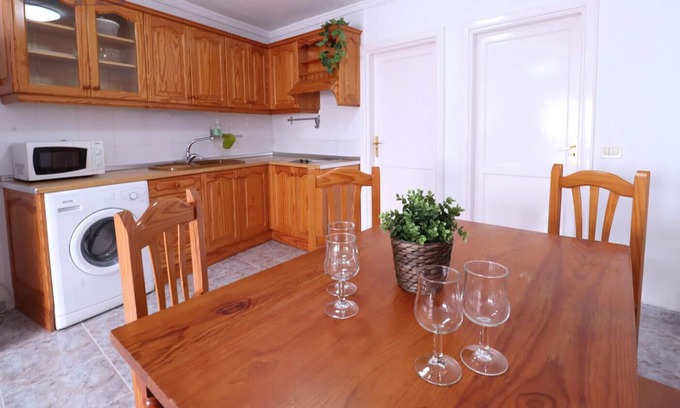 Caleta de Famara Apartment | Vacation Home 'Apto Olas 3 Alto' with Sea View & Wi-Fi