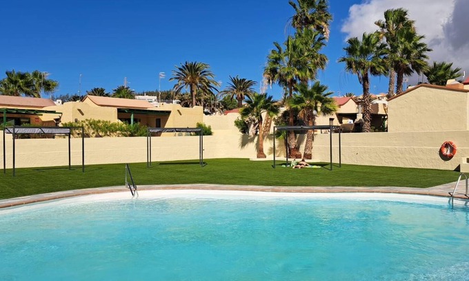 Bahia Calma House | Vacation Home "Casa Carlotta" close to the Sea with Private Garden & Wi-Fi