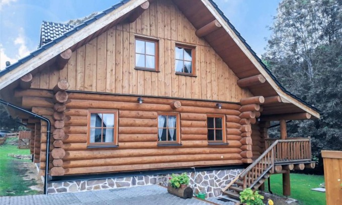 Strasin House | Vacation home Lazny by Interhome