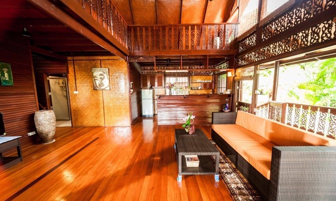 Hin Hong House | Vacation home for 4 guests with 120m² in Bang Po (248202)