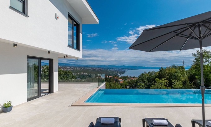 Bregi House | Vacation home Gabi by Interhome