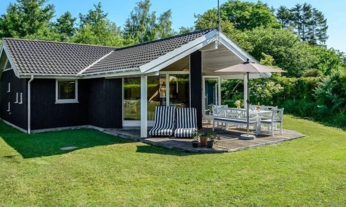 Rageleje House | Vacation home "Ginie" - 1km from the sea in Sealand in Vejby - 6 persons, 3 bedrooms
