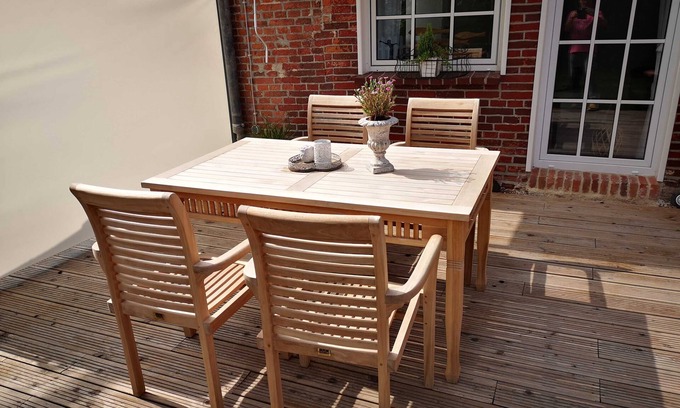 Ostermarsch Apartment | Vacation home Huus an`t Diek - Semi-detached house, 2 adults