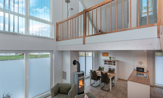 Nordhorn House | Vacation home Ida - fireplace, sauna, whirlpool and terrace