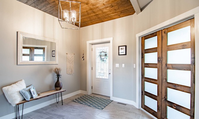 Parkland Beach House | vacation home in a peaceful beach community