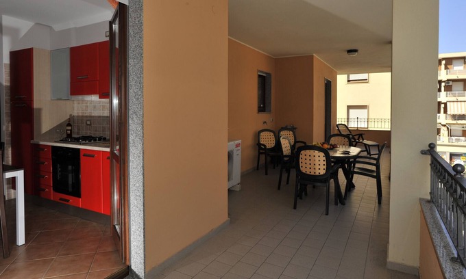 La Pietraia House | Vacation Home "Karol 2" near Beach with Private Terrace & Wi-Fi