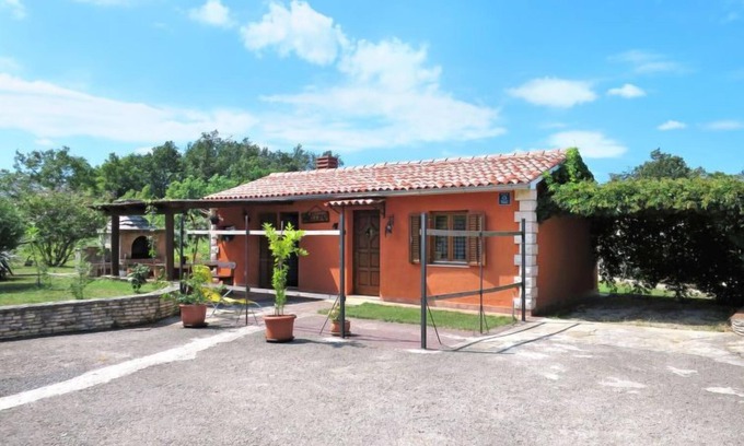 Kozljani House | Vacation home Milena by Interhome