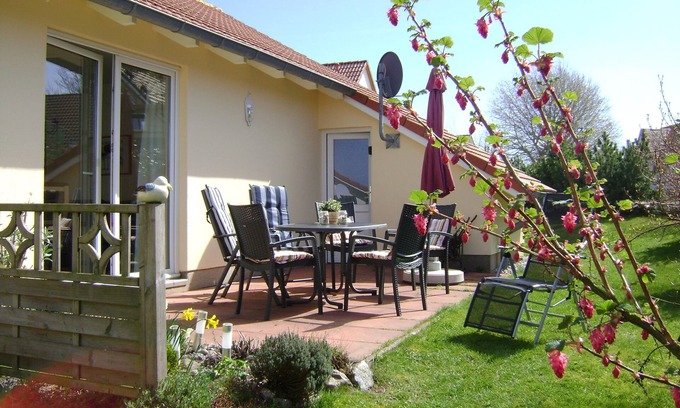 Boiensdorf House | Vacation home Rieke, child-friendly, with garden, 1500 m to the Salzhaff