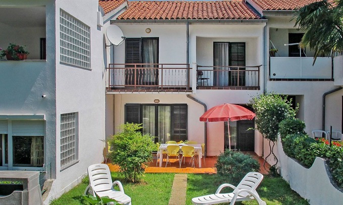 Brulo House | Vacation home Ružić by Interhome