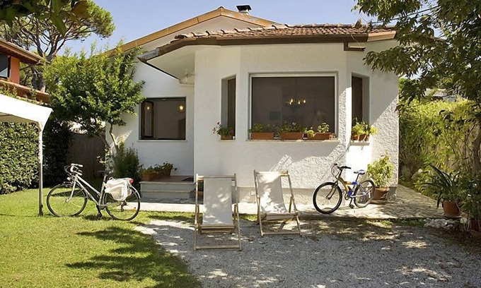 Forte dei Marmi House | Vacation home Sandra by Interhome