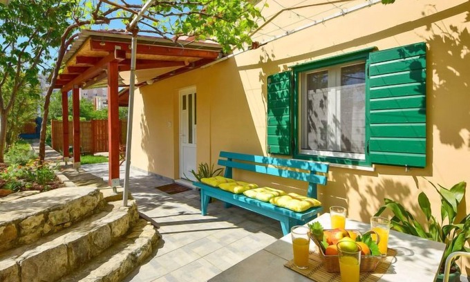 Mejasi House | Vacation home Taja by Interhome