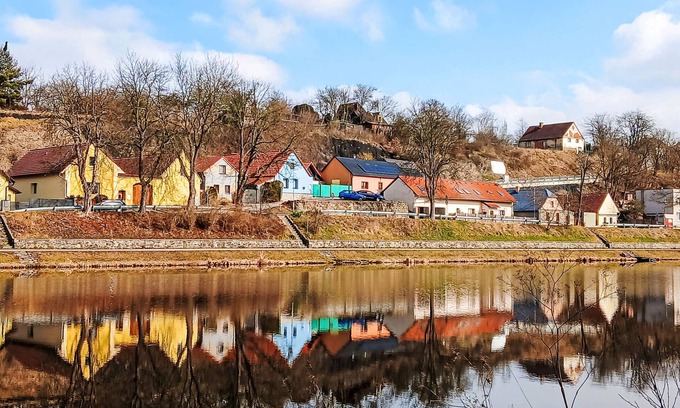 Tyn nad Vltavou House | Vacation home Vltava by Interhome