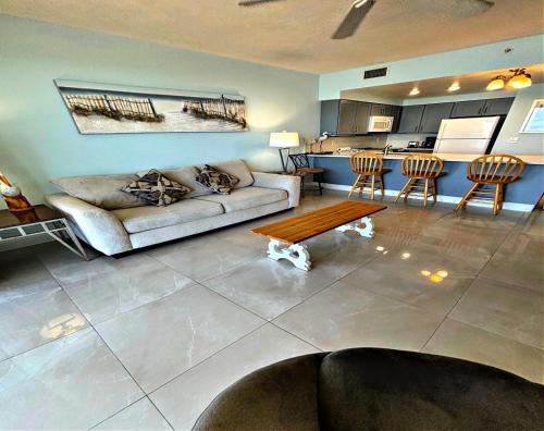 Daytona Beach Apartment | Vacation in Comfort and luxury -1BR Direct Oceanfront - Wyndham Ocean Walk Resort 1307-0