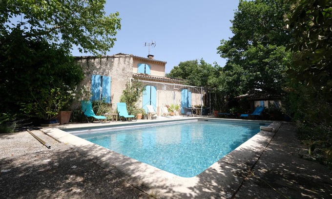 Oppede Ski Chalet | Vacation rental house with pool OPPEDE LS2-393