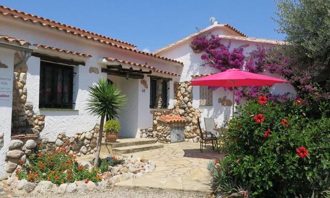 Miami Platja House | Vacation villas with beautiful garden, pool, 120 m to the sandy beach