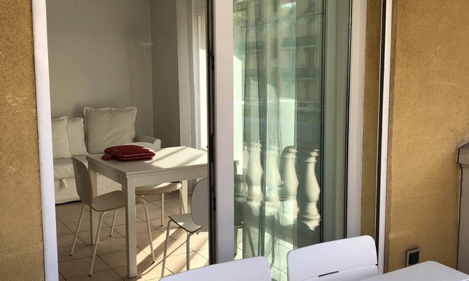 Les Baumettes Apartment | Vacations on the Promenade des Anglais
