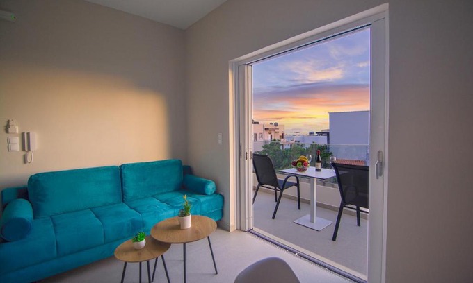 Palaiochora Apartment | Vakakis Family Luxury Studios 2