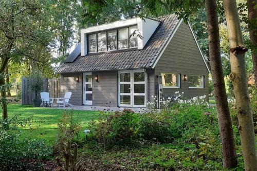 Kaatsheuvel Apartment | Vakantiehuis De koolmees, in een bosrijke natuur.