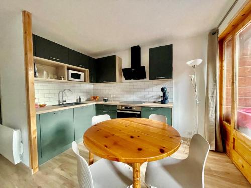 Chatel Apartment | VAL PIERRE VPS8 CENTER & MODERN 4 Pers