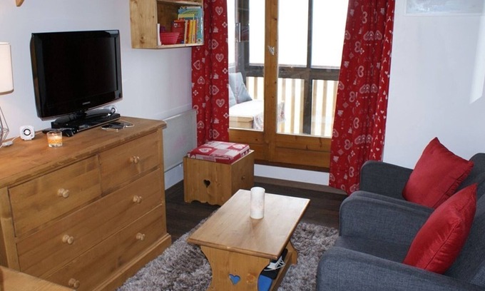 Val-Thorens Apartment | Val Thorens - 4-Person Apartment with Equipped Kitchenette Near Slopes