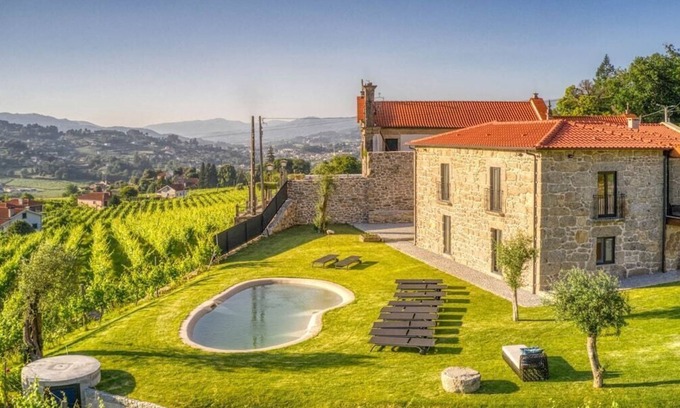 Pico House | Valley Springs Houses | 6 houses 30ppl 11 bedrooms