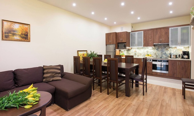 Piasek Połnoc Apartment | Vanilla 5, 4bdr 2 bth apartment 5min from Krakow's Main Square