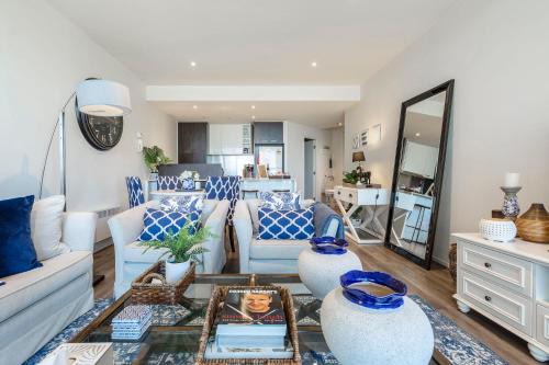 Docklands House | VAQUAY Glamptons In Docklands