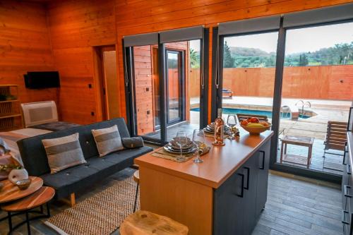 Kanali Resort | VB ECO SUITES