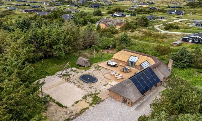 Klegod House | "Vellamo" - from the sea by Interhome