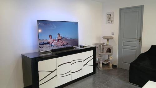 Sainte-Marguerite Apartment | velodrome stadium, apartment