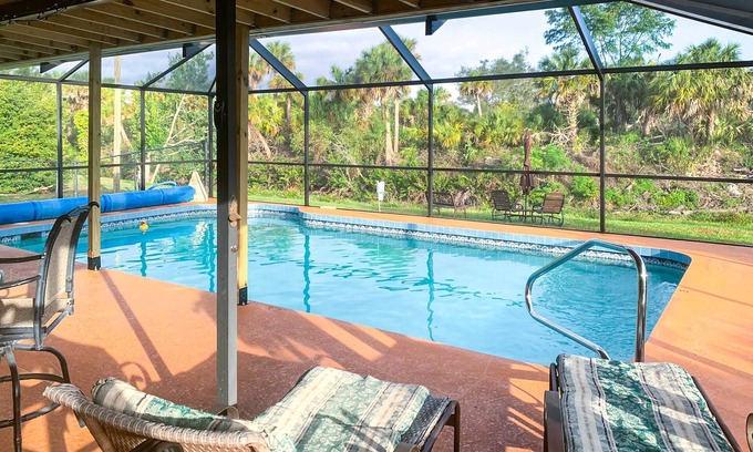 Venice Groves House | Venice Home w/Private Pool, 7 Mi to Beach!