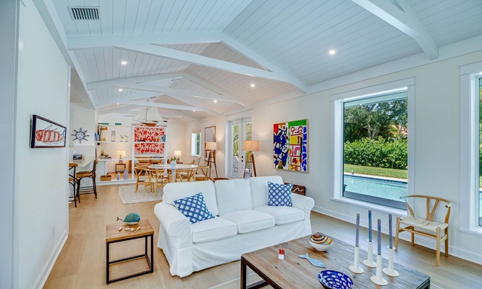 South Beach House | Vero Beach - Stunning Beachside Pool Home Sleeps 6
