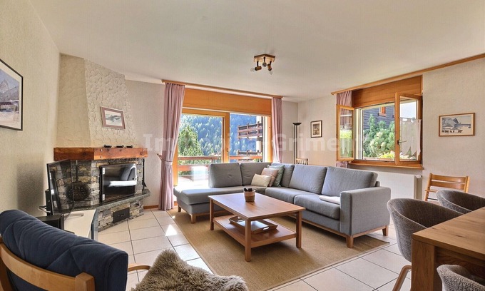 Grimentz Apartment | Very comfortable flat for 5 people, living room with fireplace, kitchen area with dishwasher, 1 2-be