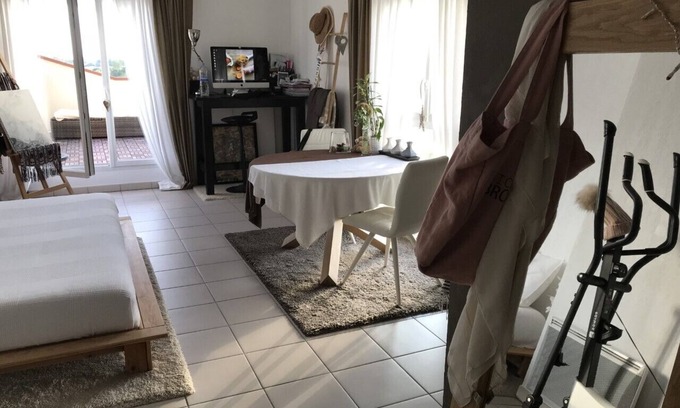 Eaunes Apartment | Very nice apartment with terrace and pool