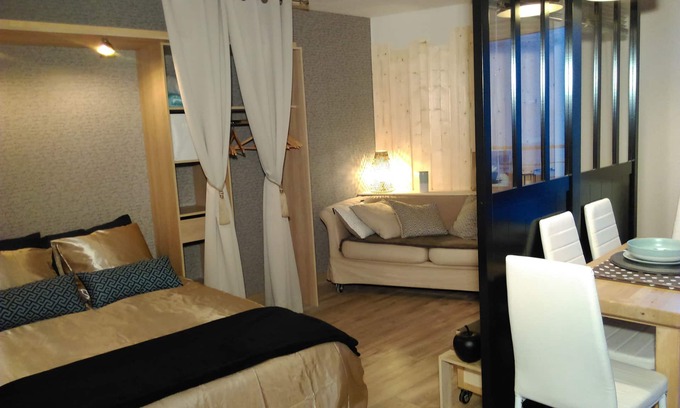Menton Apartment | very nice studio with real quiet bed at 1400m. from the center and the beaches
