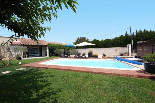 Mouries House | very pleasant house with swimming pool in mouriès, near Les baux de provence in the alpilles – 6 people