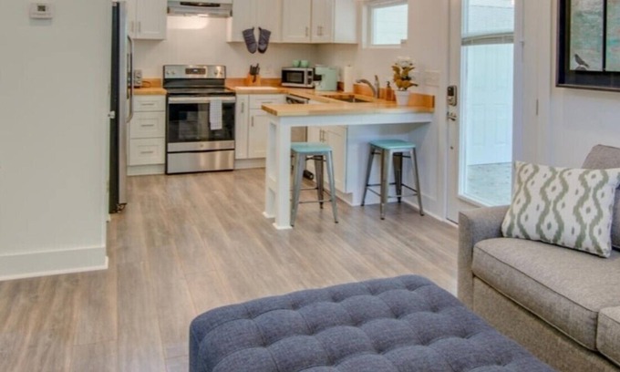 Lockeland Springs House | Very Private Lockeland Springs Tiny House on Lillian Alleyway ~ Dogs Welcome!