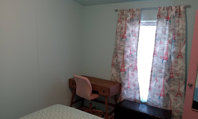 Golconda House | Very quiet, conveniently located on HWY 95 N towards Idaho, N of Winnemucca NV