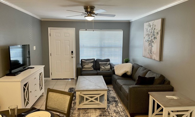 Gray Apartment | Very Spacious, Open Floor Plan 2 Bedroom Apt.