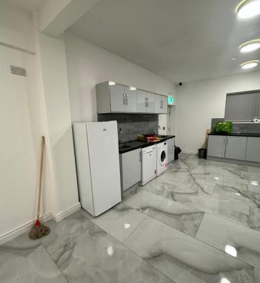 Oldham House | Vic Vic property