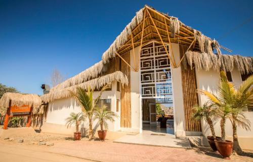 Vichayito Hotel | Vichayito Bungalows & Carpas by Aranwa Hotels