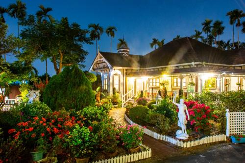 Linluo Villa | Victoria Manor