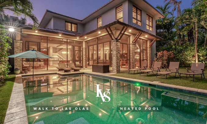 Victoria Park House | Victoria Villa - Walk to Las Olas - 4 Bed 4 Bath