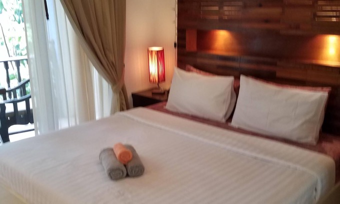 Bophut House | Victorian condominium, Chaweng