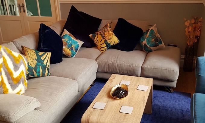 Leeds House | Victorian Semi with bags of Character