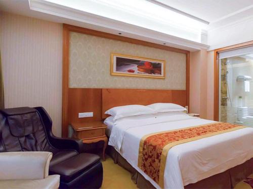 Chaoyang District Hotel | Vienna Hotel Chaoyang High-Speed Train Station