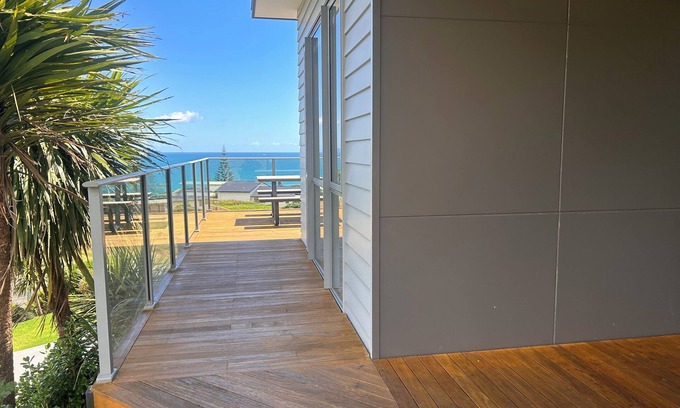 Cable Bay House | Views on Stratford